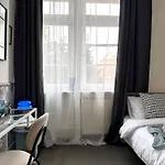 Aparthotel Expo Sniadeckich 3*