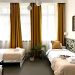 Aparthotel Expo Sniadeckich